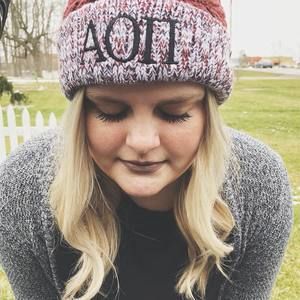 Meet your Posher, Olivia